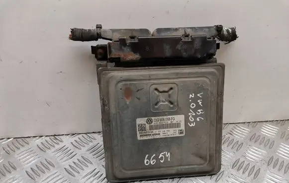 Volkswagen PASSAT B6 Engine control unit/module 03G906018FG