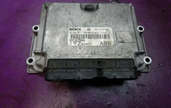 Fiat Stilo Engine control unit/module ECU 55187569