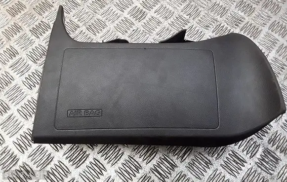 Knee airbag