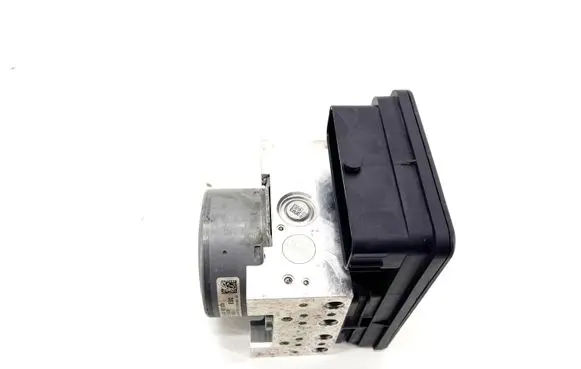 Mercedes-Benz C W205 ABS Pump A2539011400 A2534310200