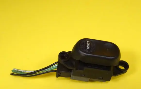 Chrysler PT Cruiser Electric window control switch 04671623AA