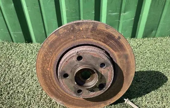Opel Vivaro Front wheel hub spindle knuckle 93851076 93858910