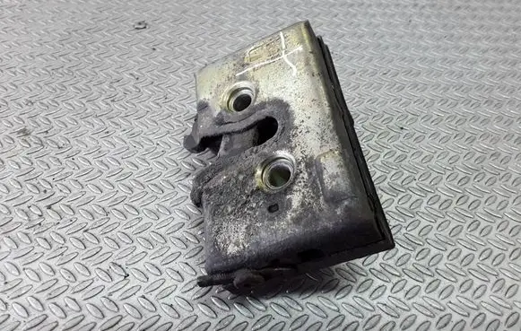 Seat Toledo I (1L) Rear door lock 1L0839016