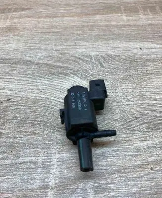 Volvo S60 Turbo solenoid valve 30611668