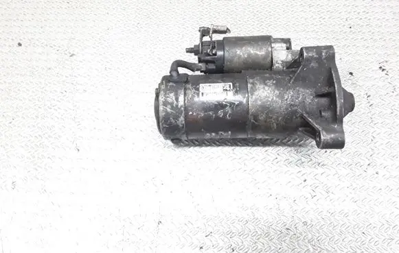 Peugeot 206 Starter motor M001T80381
