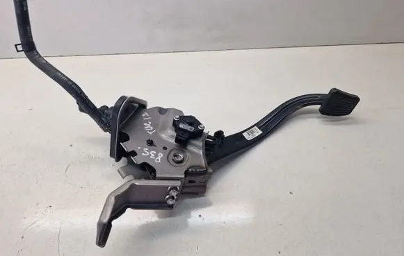 Clutch pedal