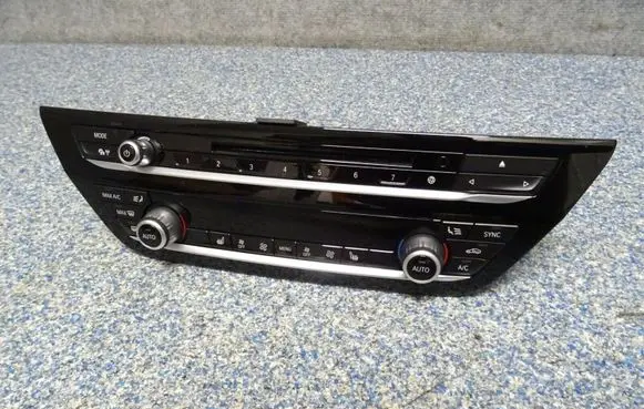 BMW 5 G30 G31 Climate control unit 7947869