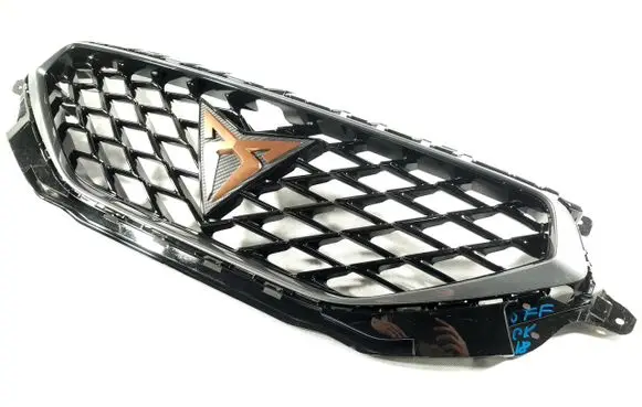Cupra Formentor Front bumper upper radiator grill