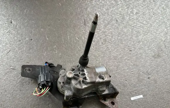 Nissan Patrol Y61 Headlight wiper motor 28661VB200