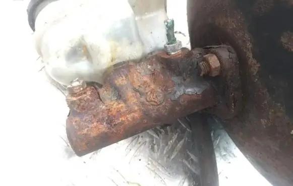 Renault 19 Master brake cylinder