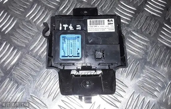 Citroen C3 Air conditioner control unit module 9832228080