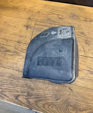 Citroen Berlingo Fuse box cover 9658418180