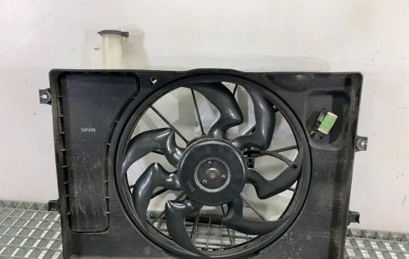 Hyundai i30 Fan set 25304J7090