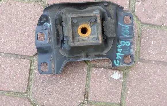 Ford Focus C-MAX Engine mount vacuum valve 