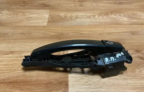 Opel Insignia A Front door exterior handle 13577484