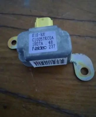 Mazda Premacy Airbag deployment crash/impact sensor C10057KC0A