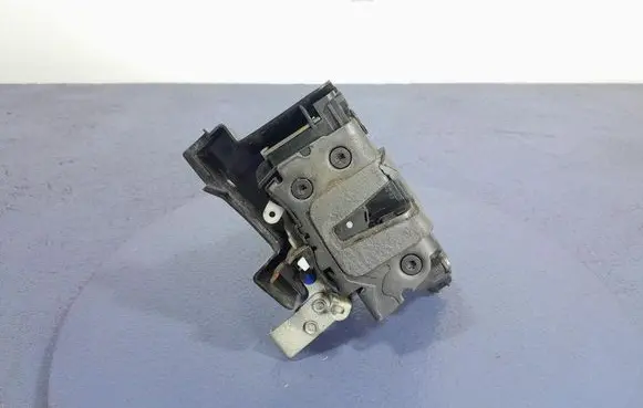 Front door lock
