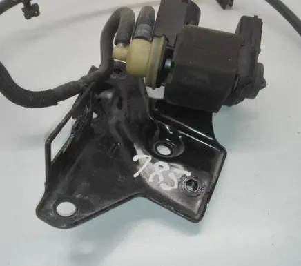 Audi Q7 4M Turbo solenoid valve 059906629F 059131338E