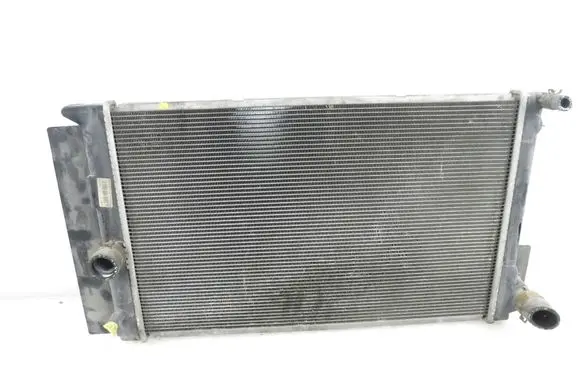 Toyota Auris 150 Coolant radiator 