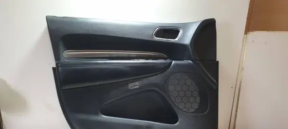 Dodge Durango III Front door card panel trim 15294013800343 62003737