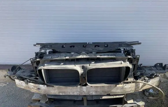 BMW 5 F10 F11 Radiator support slam panel 8049681 8509740