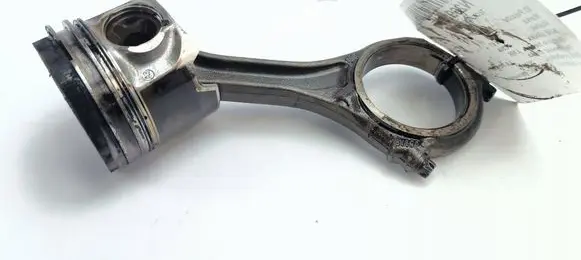 Audi A5 8T 8F Piston with connecting rod 