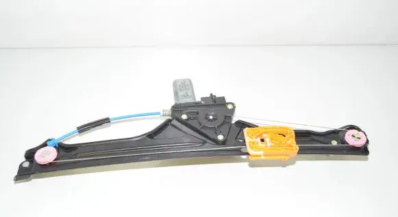 BMW 2 F46 Front door window regulator with motor 7463486 7490196 51337490196