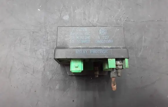Hyundai Sonata Glow plug pre-heat relay 9639912580 51299037 1348881080