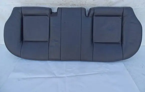 Ford Mondeo Mk III Second row seats 