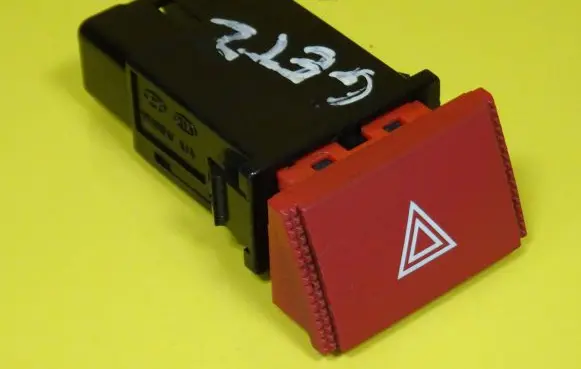 Hyundai Getz Hazard light switch
