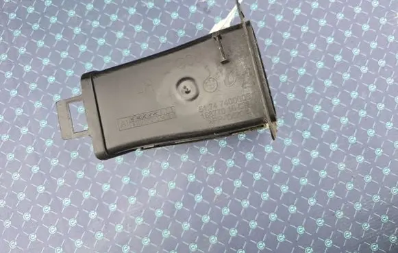 BMW X3 G01 Cabin air duct channel 7400005