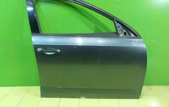 Skoda Octavia Mk3 (5E) Front door PRZOD PRAWE