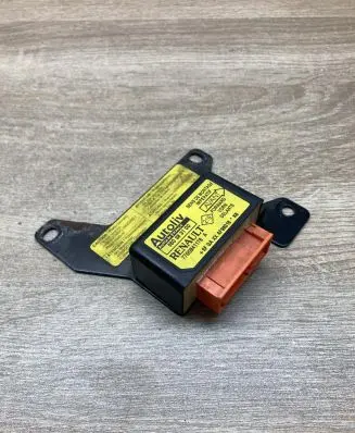 Renault Megane I Airbag control unit/module 7700841176A 550383100