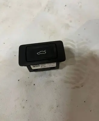 Audi A7 S7 4G Tailgate/boot open switch button 4G0959831A 27082013