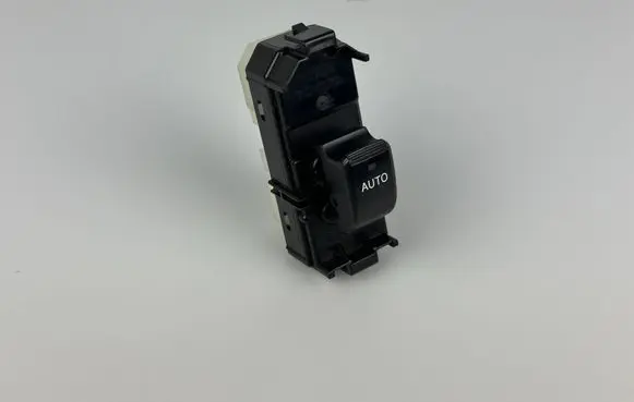 Toyota Avensis T250 Electric window control switch 8403044020 514777