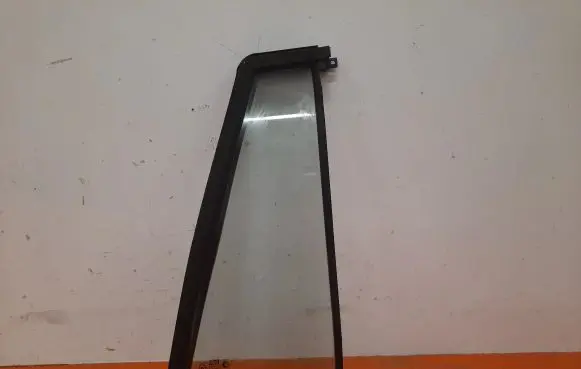 Hyundai Santa Fe Rear side window