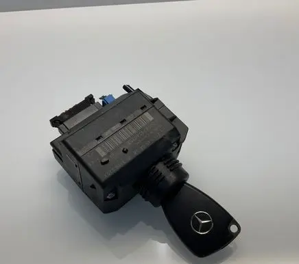 Mercedes-Benz E W211 Ignition lock 2115450608 33002203 0000679240206158