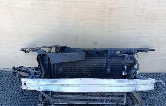 Audi A5 8T 8F Radiator support slam panel