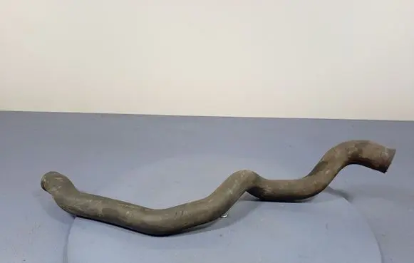 Volvo XC90 Engine coolant pipe/hose 08649742