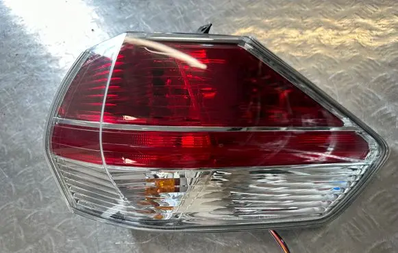 Nissan X-Trail T32 Rear/tail lights