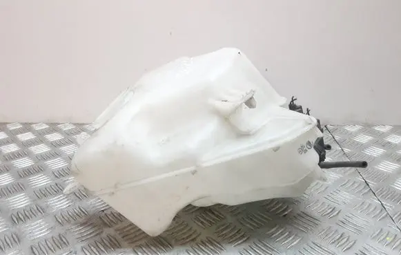 Toyota Prius (XW20) Windshield washer fluid reservoir/tank 060851145
