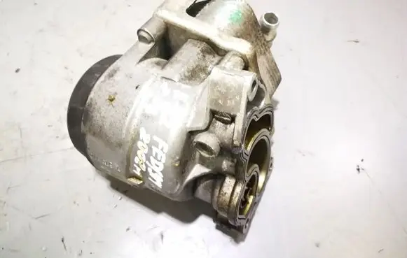 BMW 3 E92 E93 Engine oil radiator 7574115