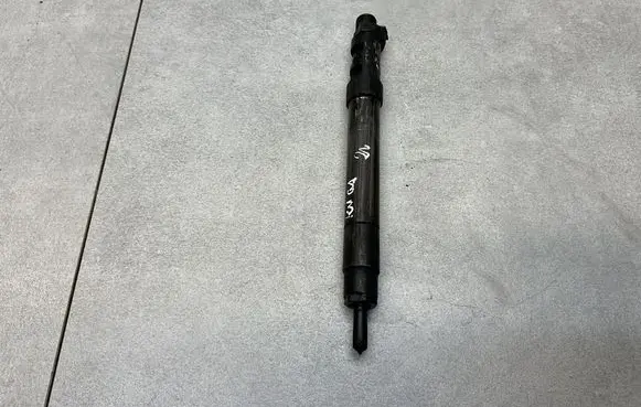 Fuel injector