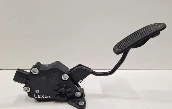 Lexus IS 220D-250-350 Accelerator throttle pedal 7811053010 1988007221 05H07B00058