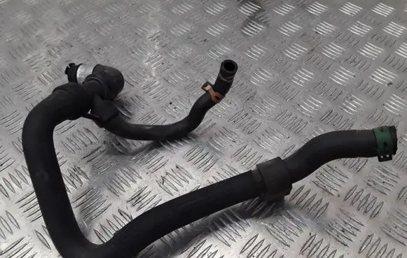 Renault Latitude (L70) Engine coolant pipe/hose