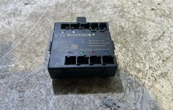 Mercedes-Benz E W212 Door control unit/module A2129004718 A2C7416090000