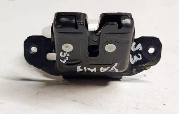 Toyota Yaris XP210 Tailgate/trunk/boot lock/catch/latch 3AD2WD5