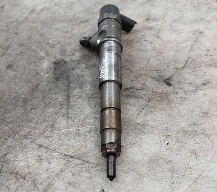 Renault Trafic II (X83) Fuel injector H82912226 0445110375