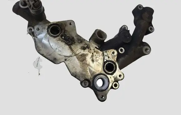 Toyota Avensis T250 Other engine bay part