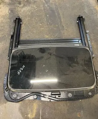 Volvo V70 Sunroof set 1715137D 020908
